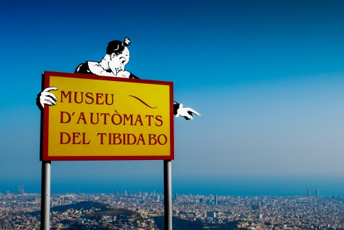 Wayfinding and Typographic Signs - this-way-to-tibidabo