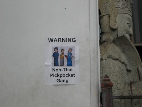 Wayfinding and Typographic Signs - pickpockets-in-thailand