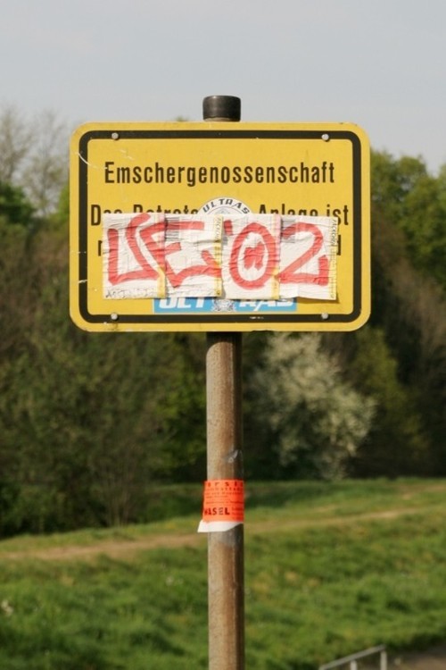 Wayfinding and Typographic Signs - emschergenossenschaft