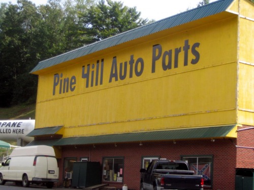 Wayfinding and Typographic Signs - pine-hill-auto
