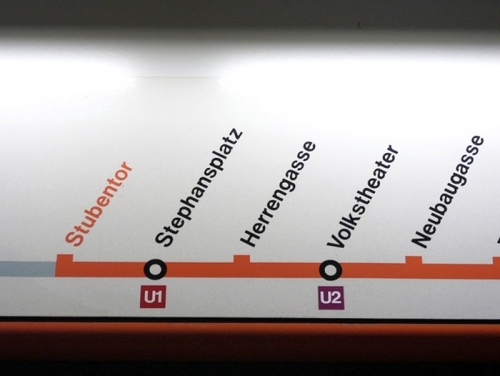 Wayfinding and Typographic Signs - vienna-subway-map