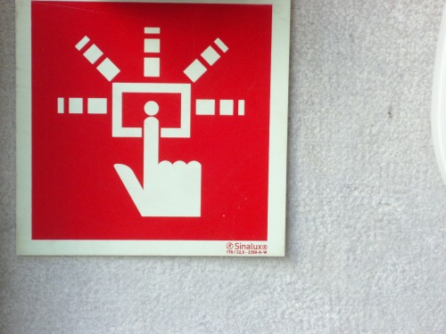 Wayfinding and Typographic Signs - sounds-strong-