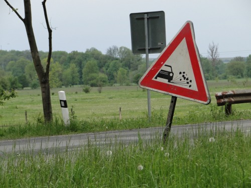 Wayfinding and Typographic Signs - sliding-signage