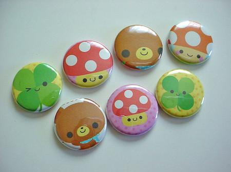 Vintage and Retro - - Kawaii Buttons -