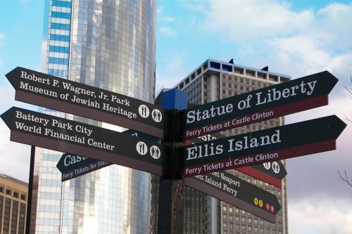 Wayfinding and Typographic Signs - new-york-tourism