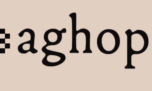 The lessons on broad nib pen calligraphy provided a good starting point for the proportion between the x-height and the stem width since the model was initially obscured by the excess of ink and pressure.