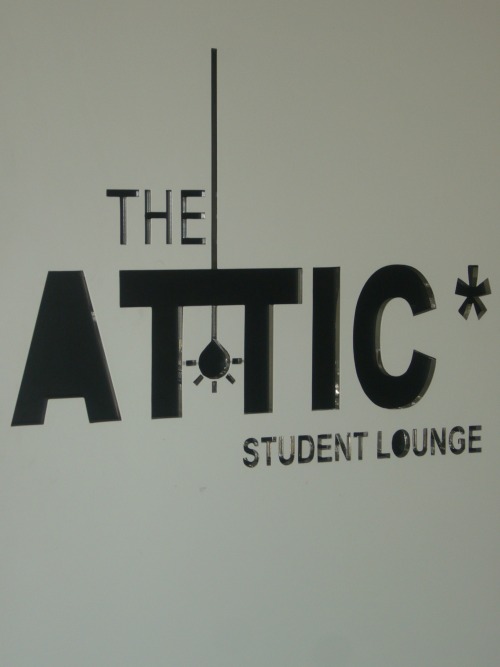 Wayfinding and Typographic Signs - student-lounge