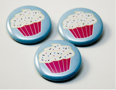 Pins, Badges and Buttons - Hey Cupcake! pinback buttons
