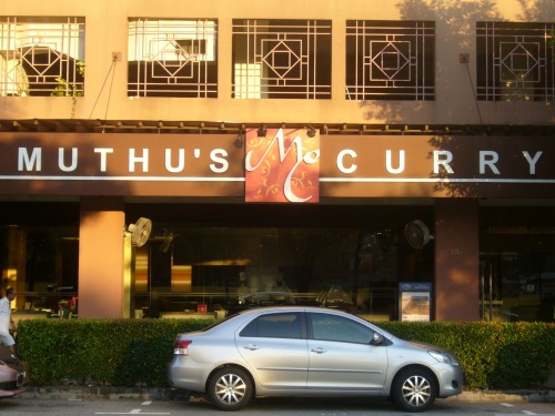 Wayfinding and Typographic Signs - muthus-curry