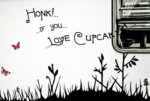 Wayfinding and Typographic Signs - honk-if-you-love-cupcakes