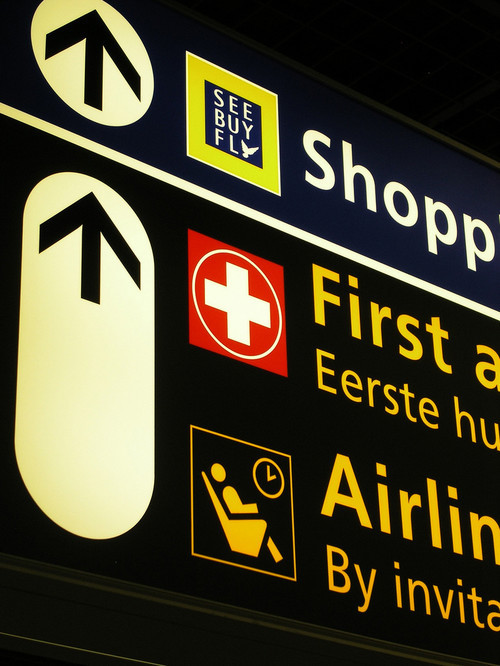 Amsterdam Schiphol Airport: Signs