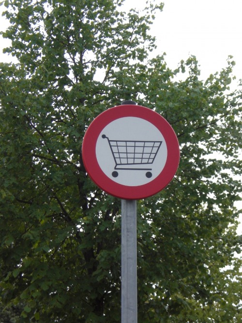 Wayfinding and Typographic Signs - ban-for-shopping-cart-2