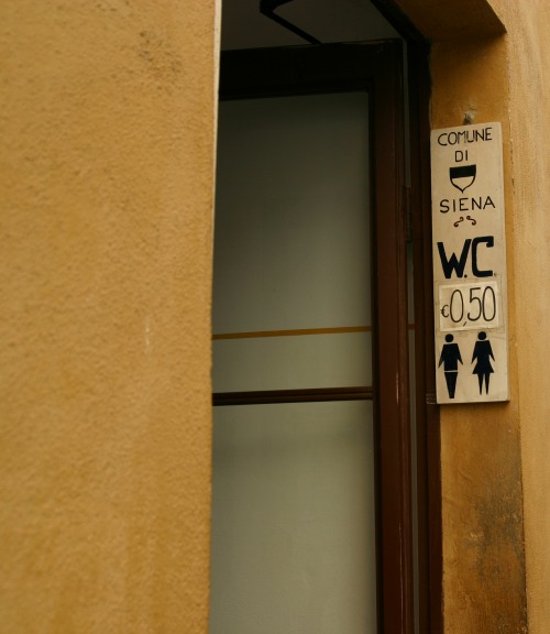 Wayfinding and Typographic Signs - siena-wc