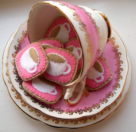 Vintage and Retro - Crafting 365, day 173 - pink teacups