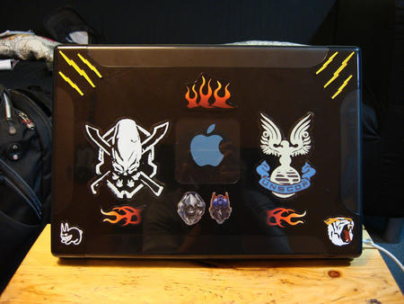 Laptop Sleeves, Skins and Stickers — Smashing Magazine