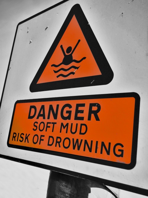 Wayfinding and Typographic Signs - risk-of-drowning-in-spaghetti