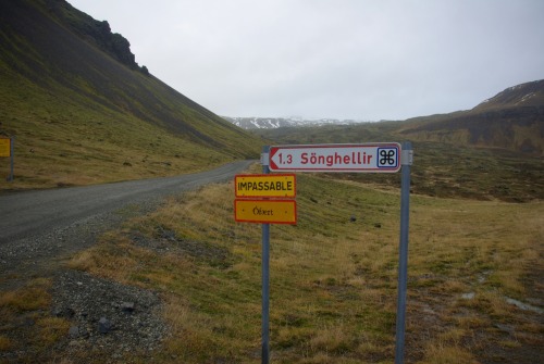 Wayfinding and Typographic Signs - icelandic-glacier-road-impassable
