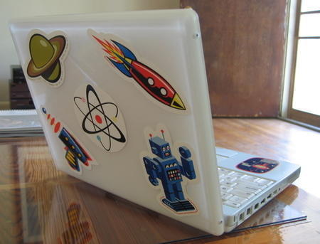 Laptop Sleeves, Skins and Stickers — Smashing Magazine