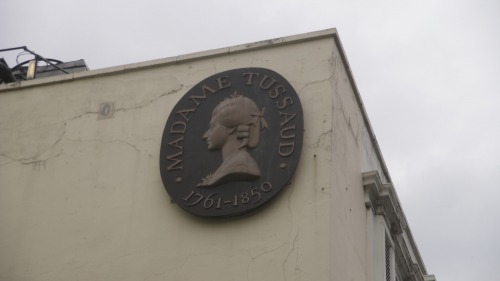 Wayfinding and Typographic Signs - madame-tussaud-london-logo