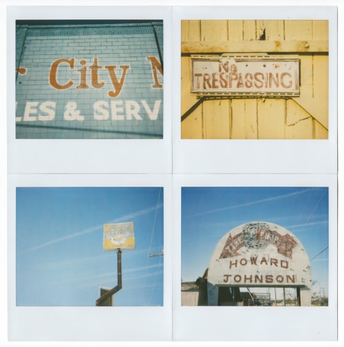 Wayfinding and Typographic Signs - vernacular-typography-polaroids-2