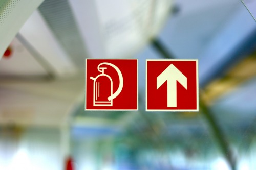 Wayfinding and Typographic Signs - munich-bound